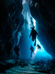 Plongée à Malte grottes