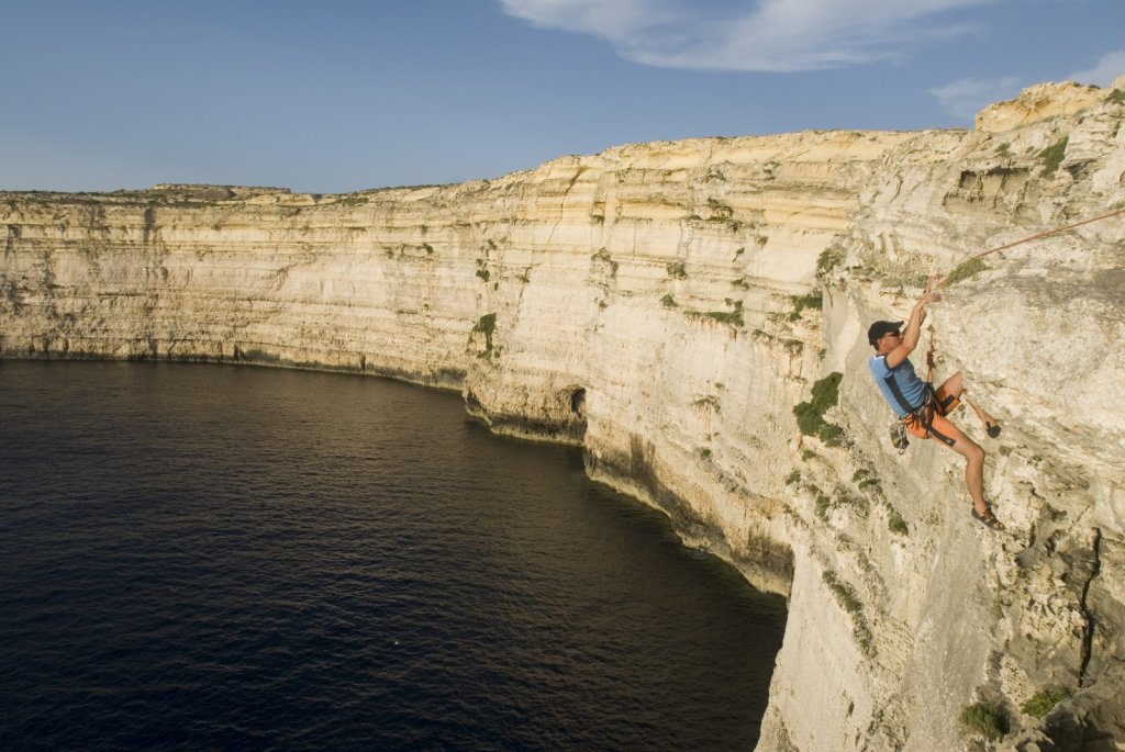 rock-climbing-02-by-jean-louis-wertz