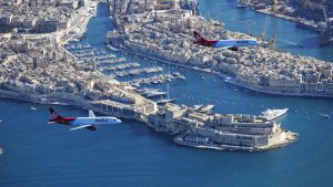 Avions Air Malta au dessous des Trois Cités