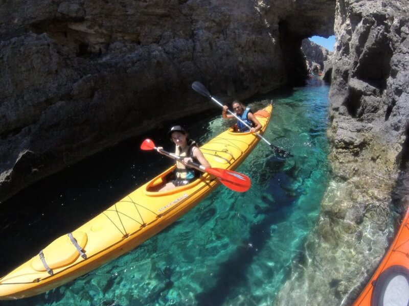 Sortie en Kayak Gozo et Comino, demi journée en matinée
