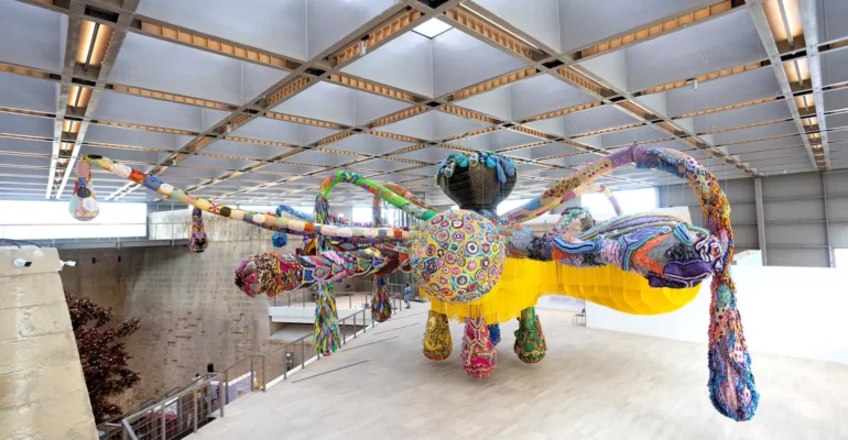 Art et patrimoine contemporain à Malte : Expositions privées et visites guidées